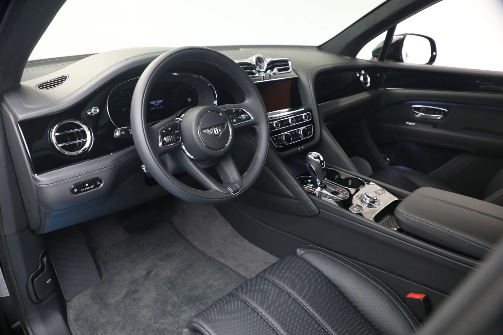 2026 Bentley Bentayga V8, 19/20