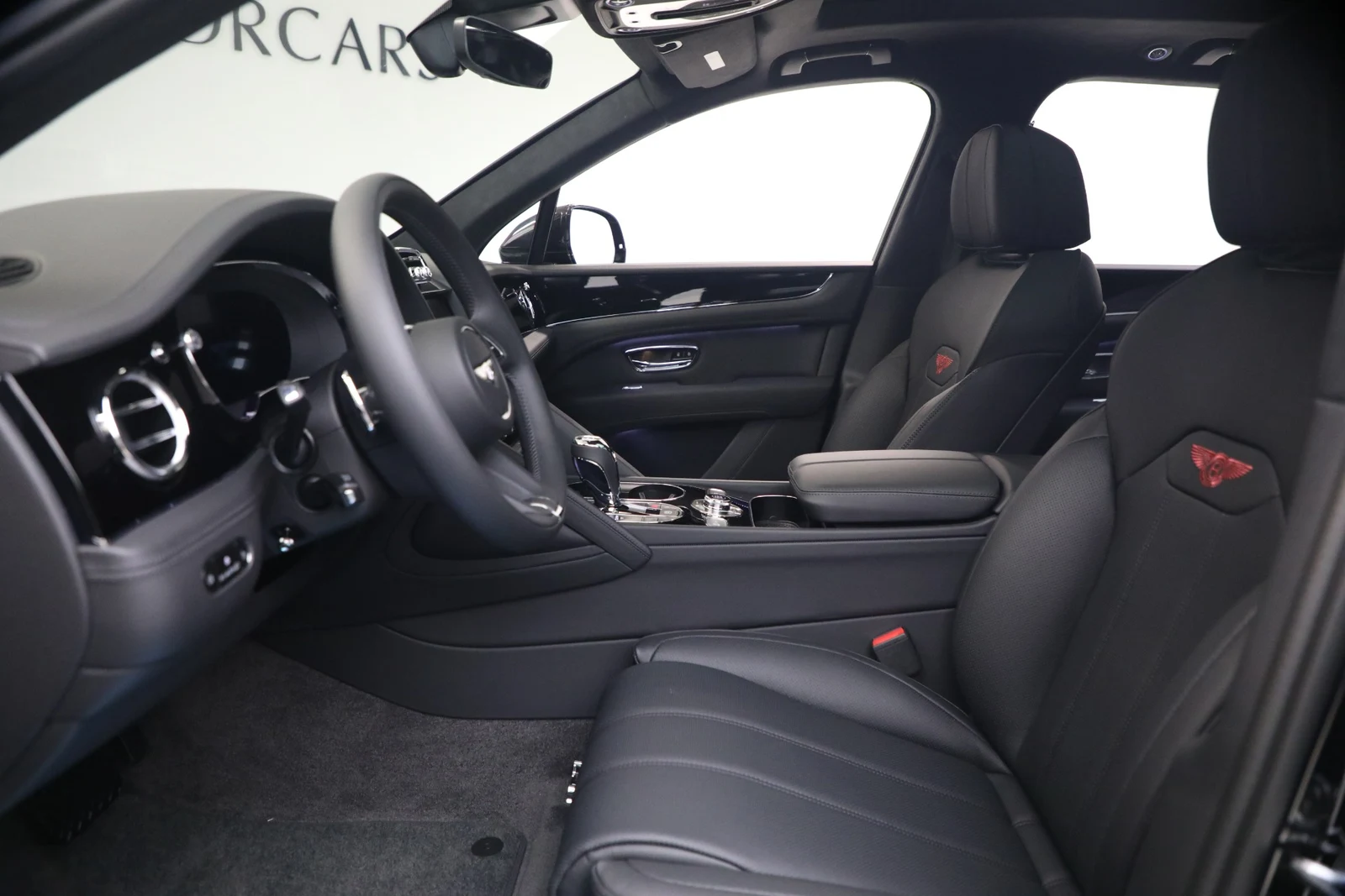 2026 Bentley Bentayga V8, 20/20