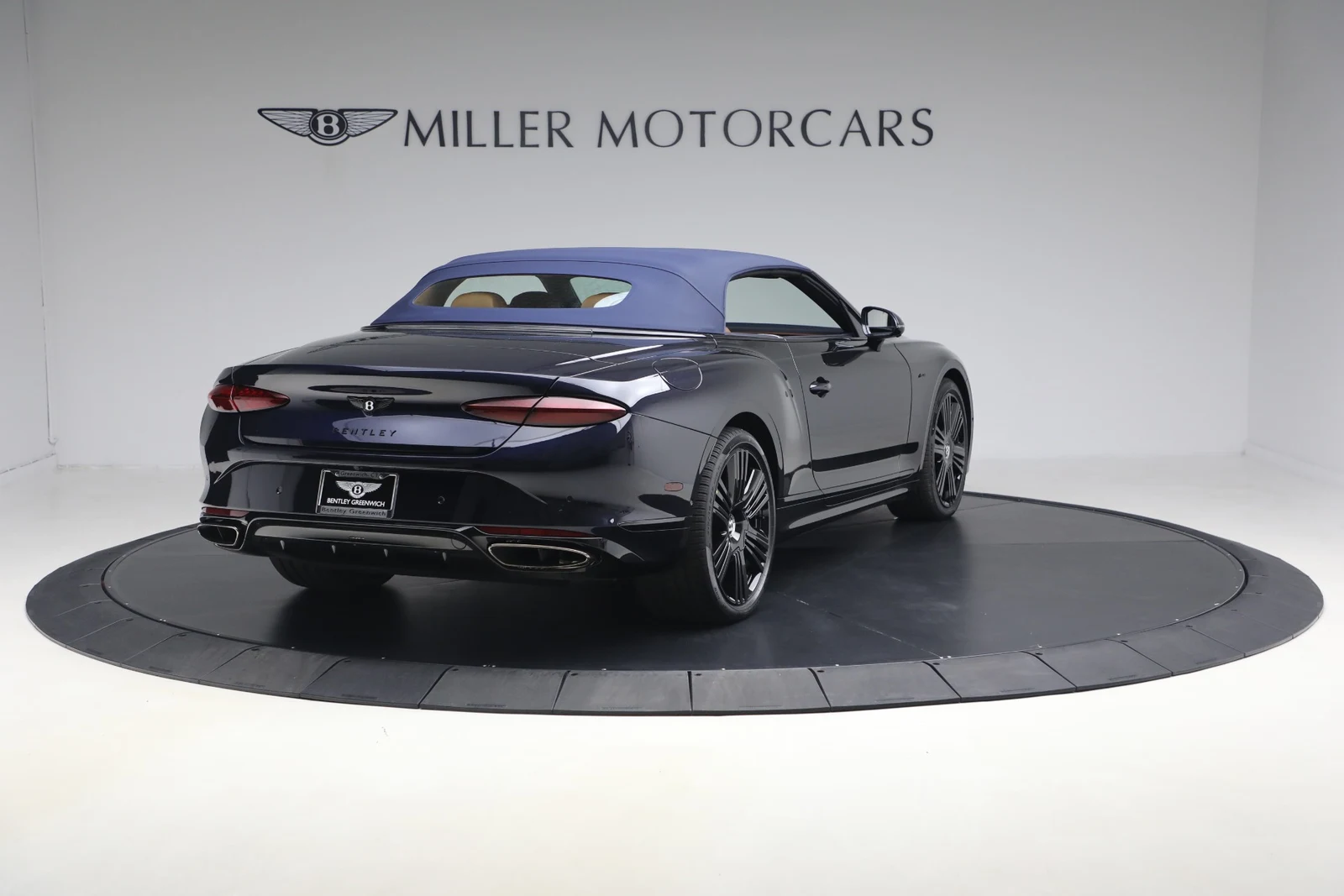 2026 Bentley Continental GTC Azure (4th Generation), 19/20