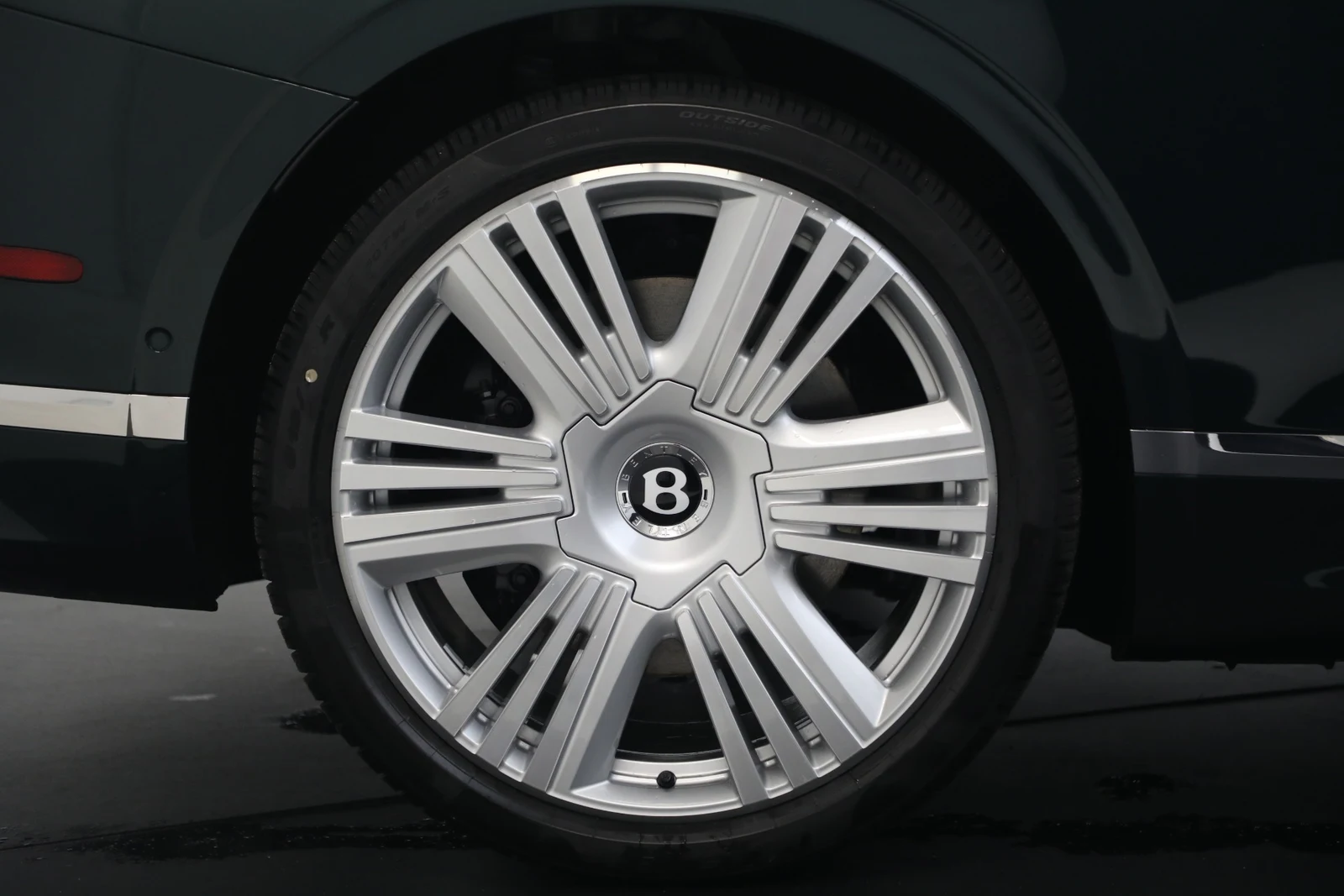 2026 Bentley Continental GTC Azure (4th Generation), 20/20