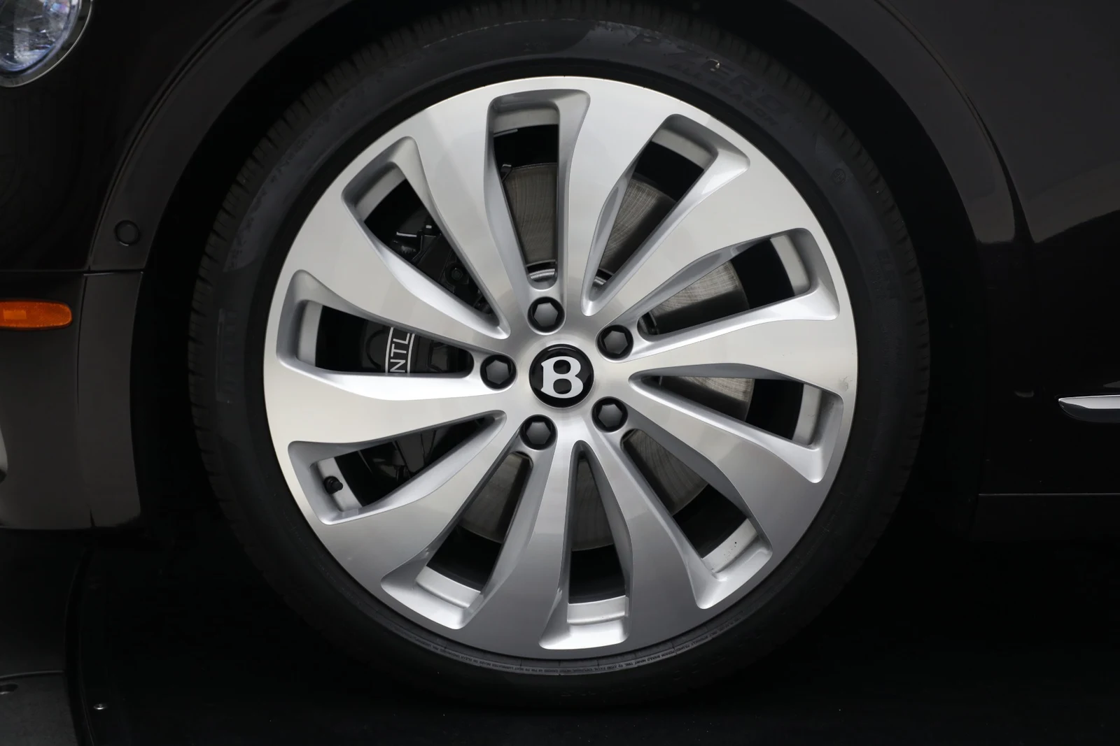 2026 Bentley Flying Spur (4th Generation), 10/20