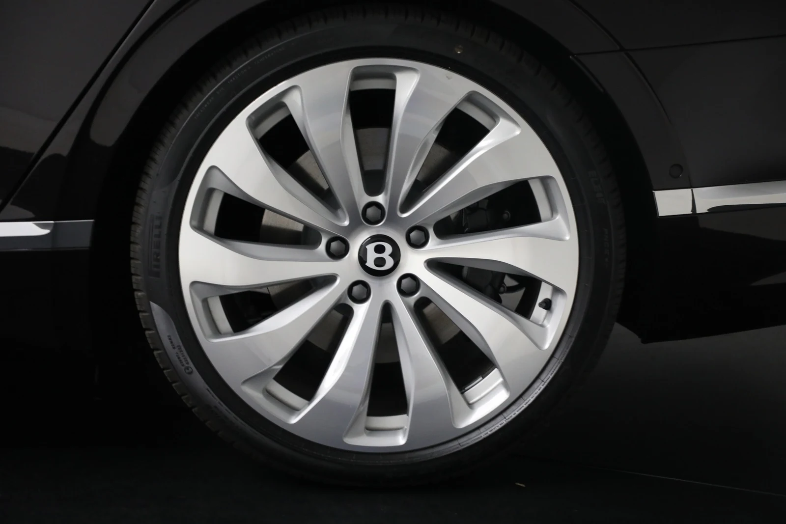 2026 Bentley Flying Spur (4th Generation), 11/20