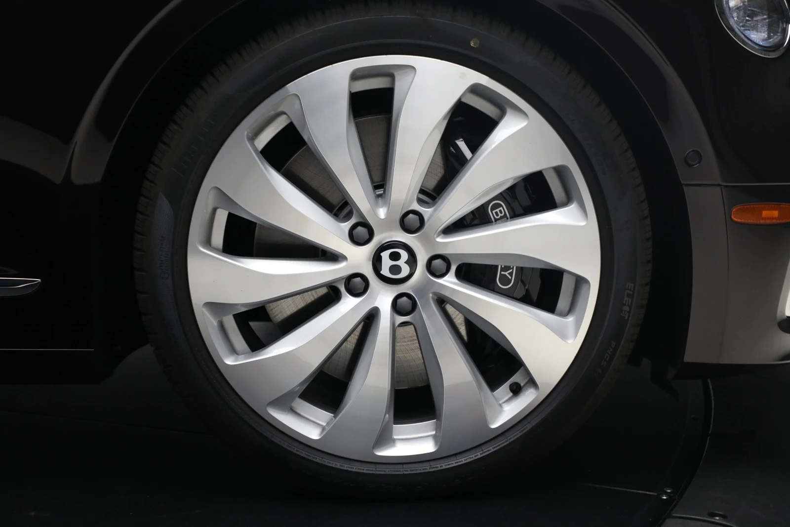 2026 Bentley Flying Spur (4th Generation), 13/20