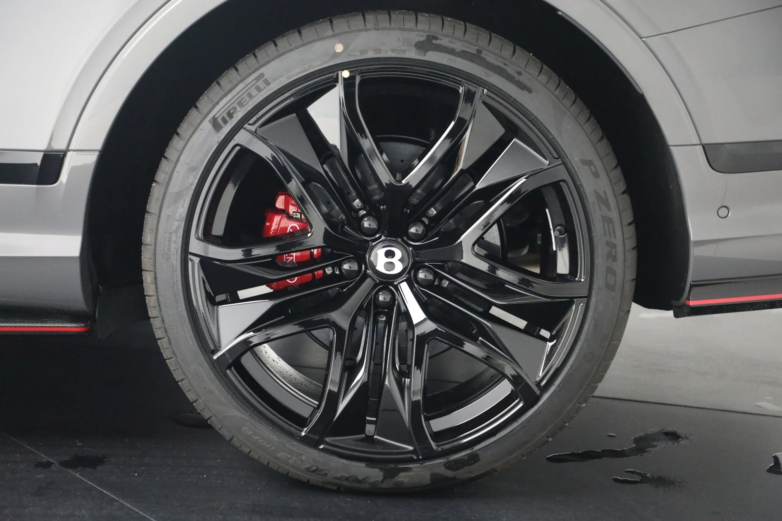 2026 Bentley Bentayga Speed, 11/20