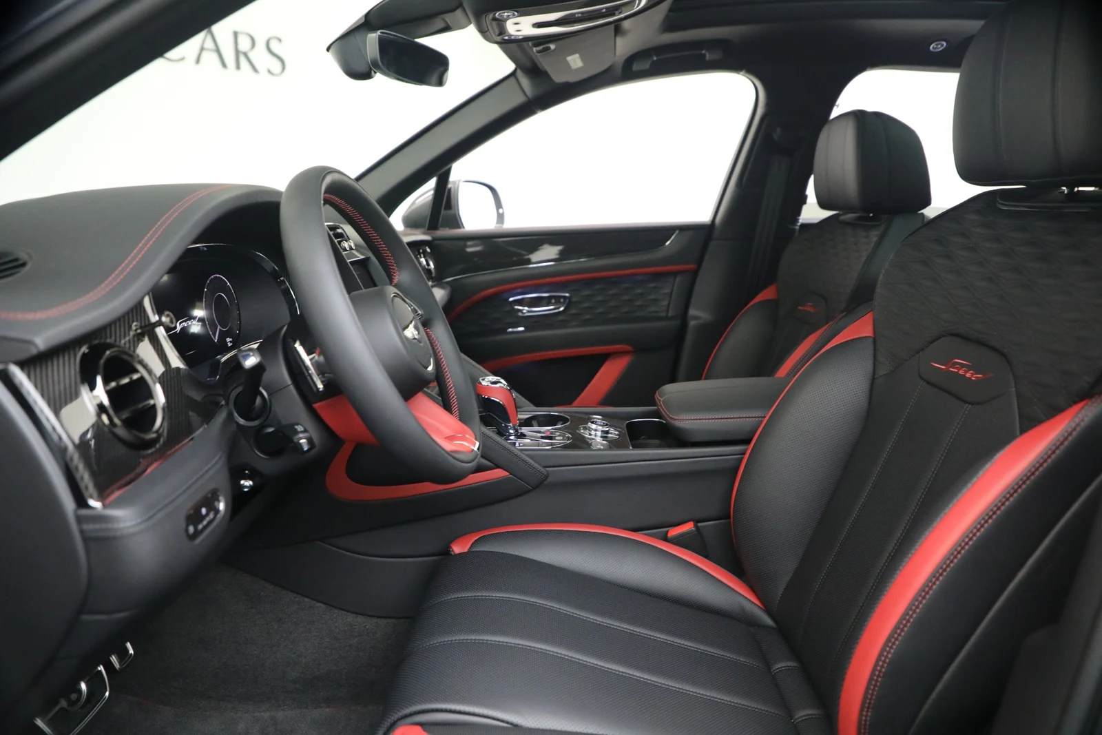 2026 Bentley Bentayga Speed, 16/20