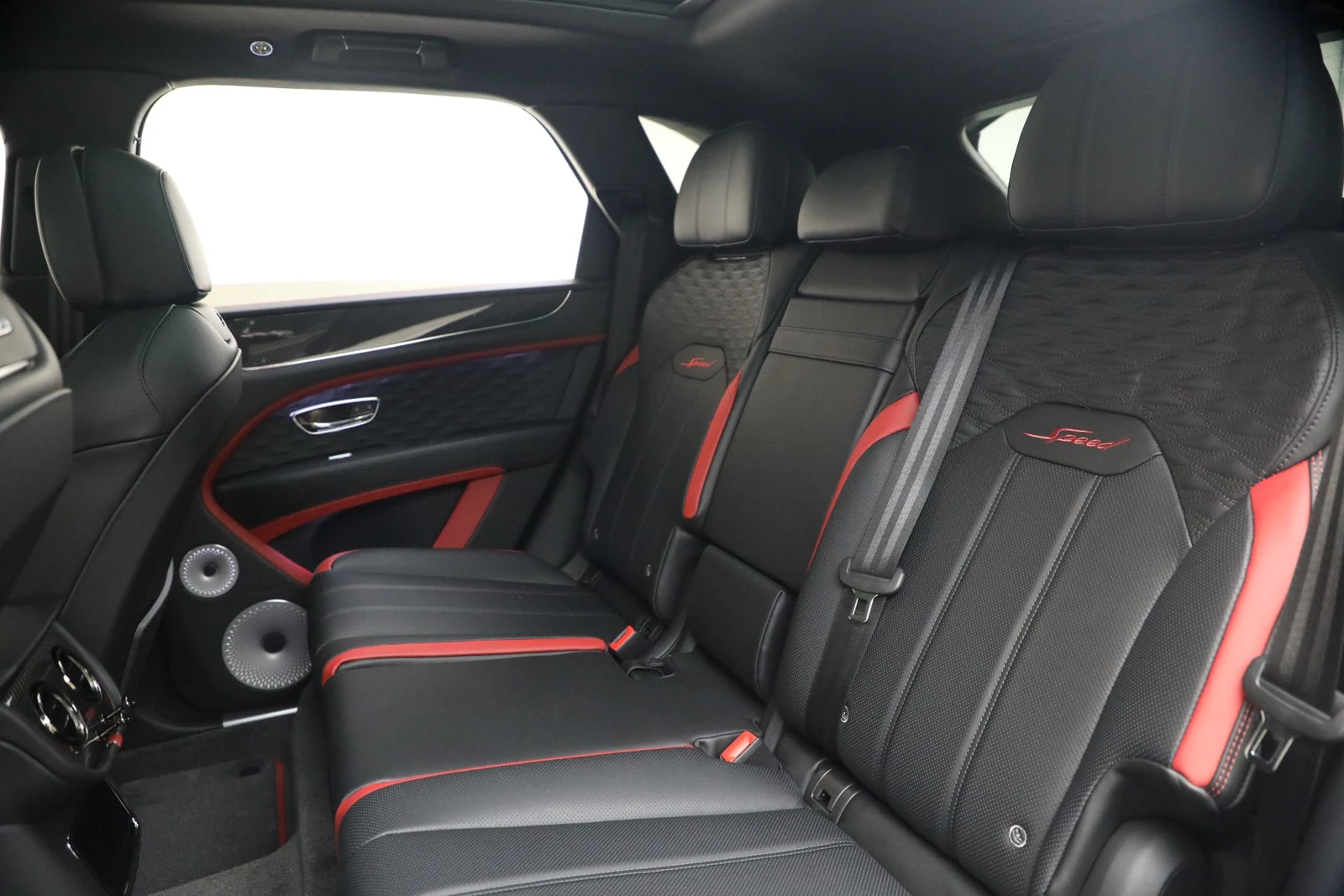 2026 Bentley Bentayga Speed, 20/20