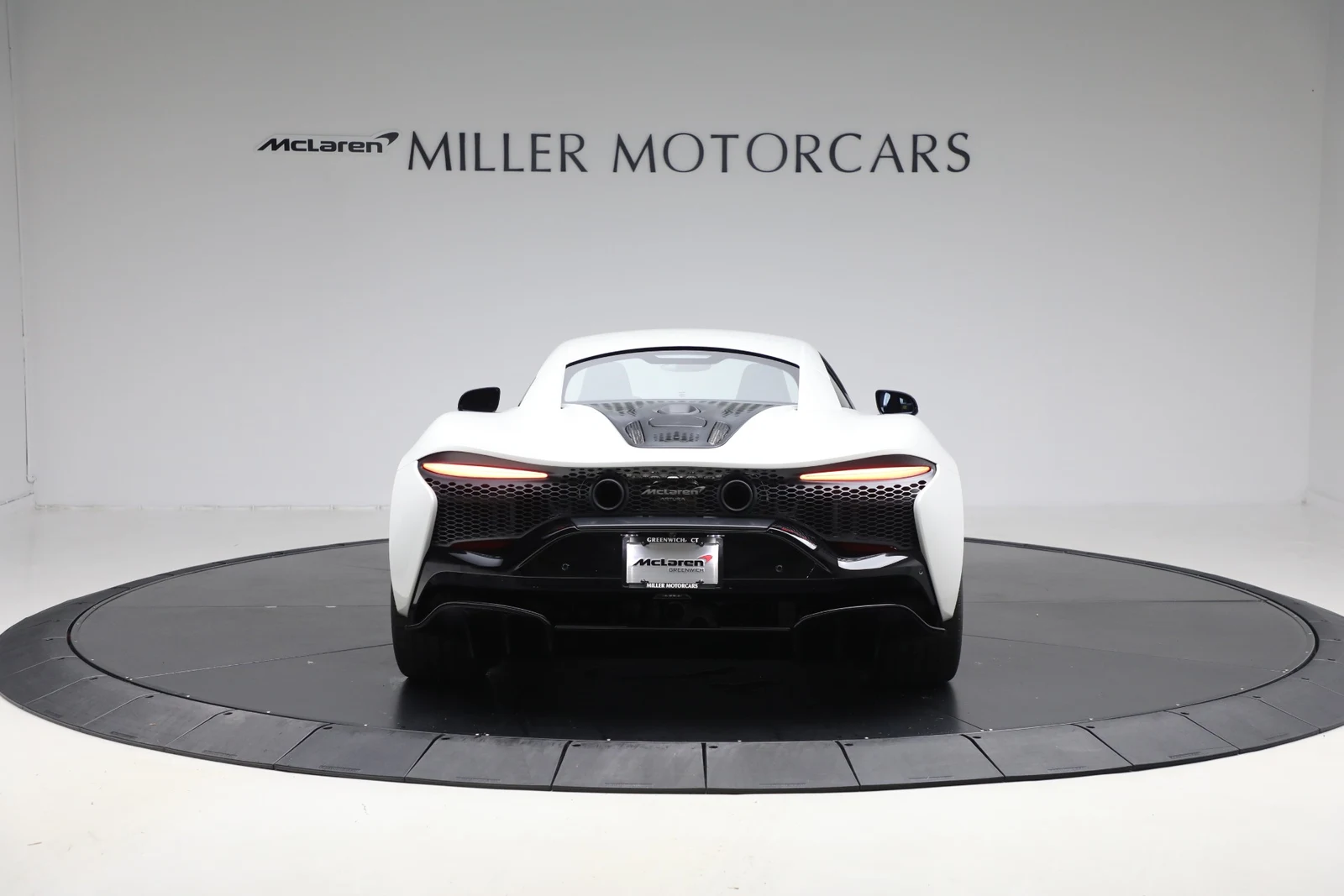 2026 McLaren Artura, 6/20