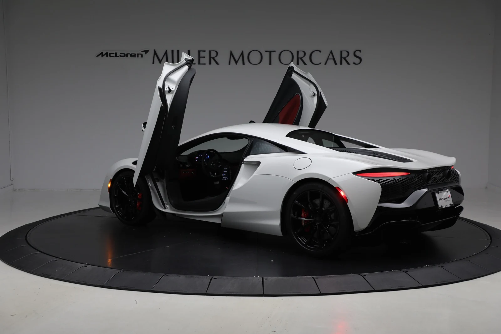 2026 McLaren Artura, 16/20