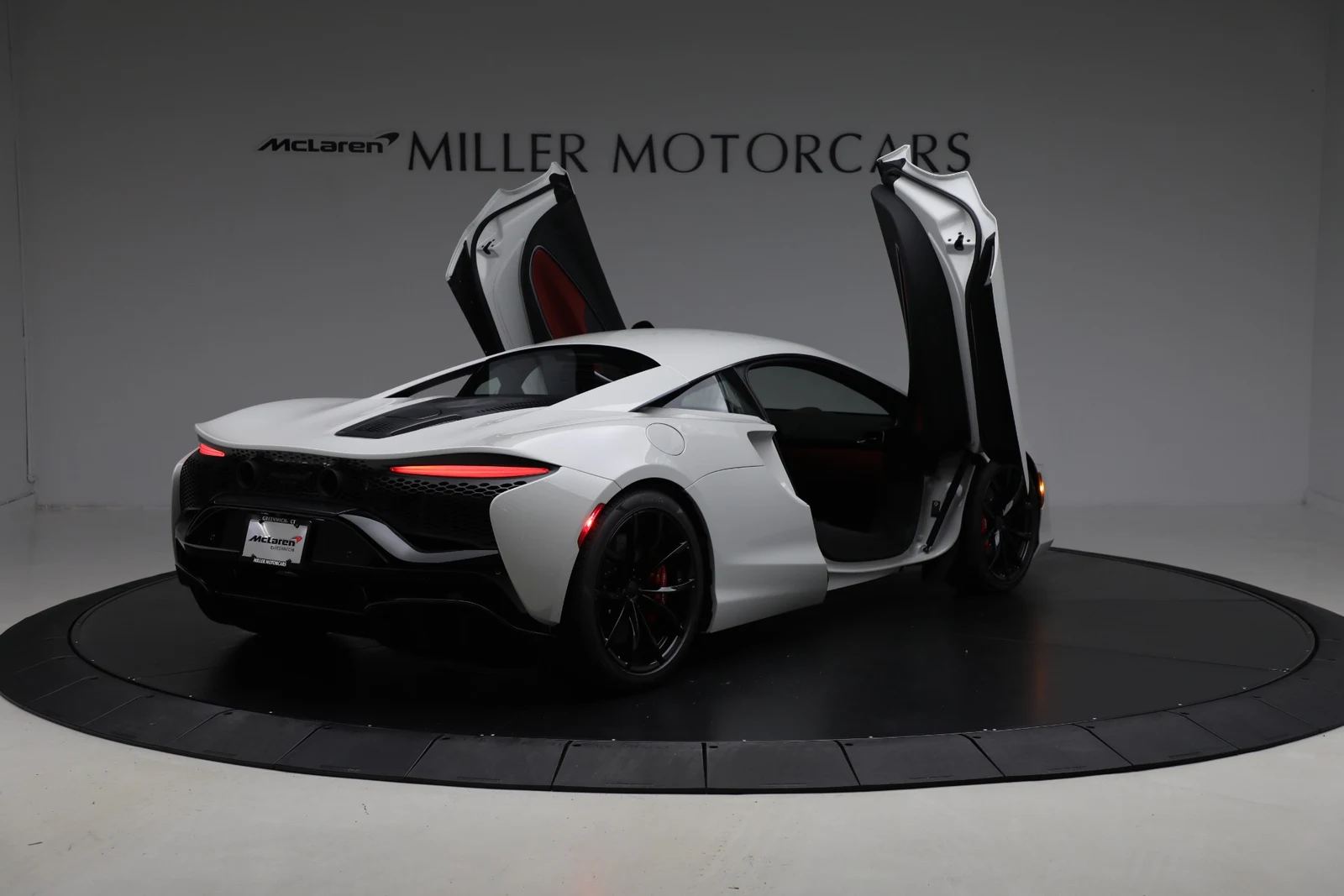 2026 McLaren Artura, 18/20