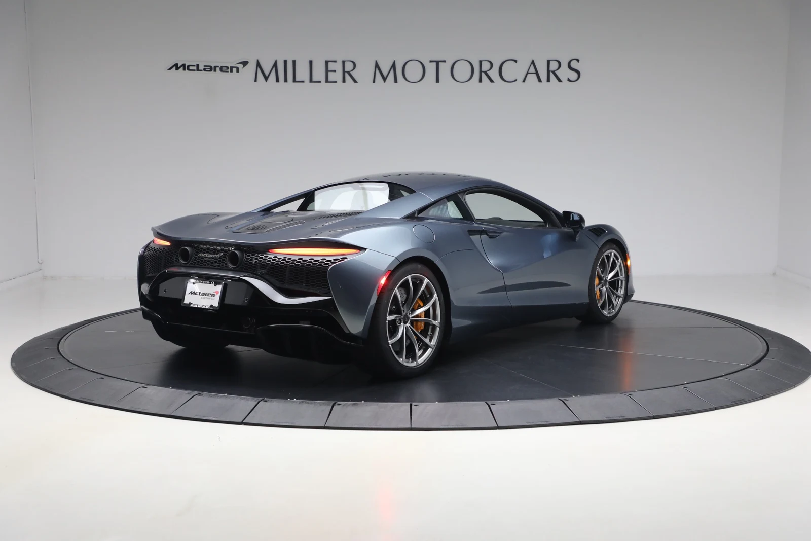 2026 McLaren Artura, 6/20