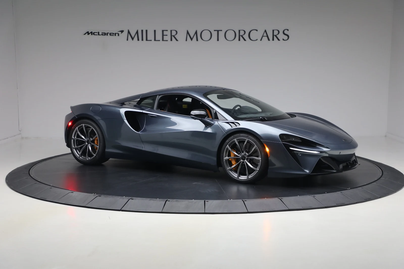 2026 McLaren Artura, 9/20