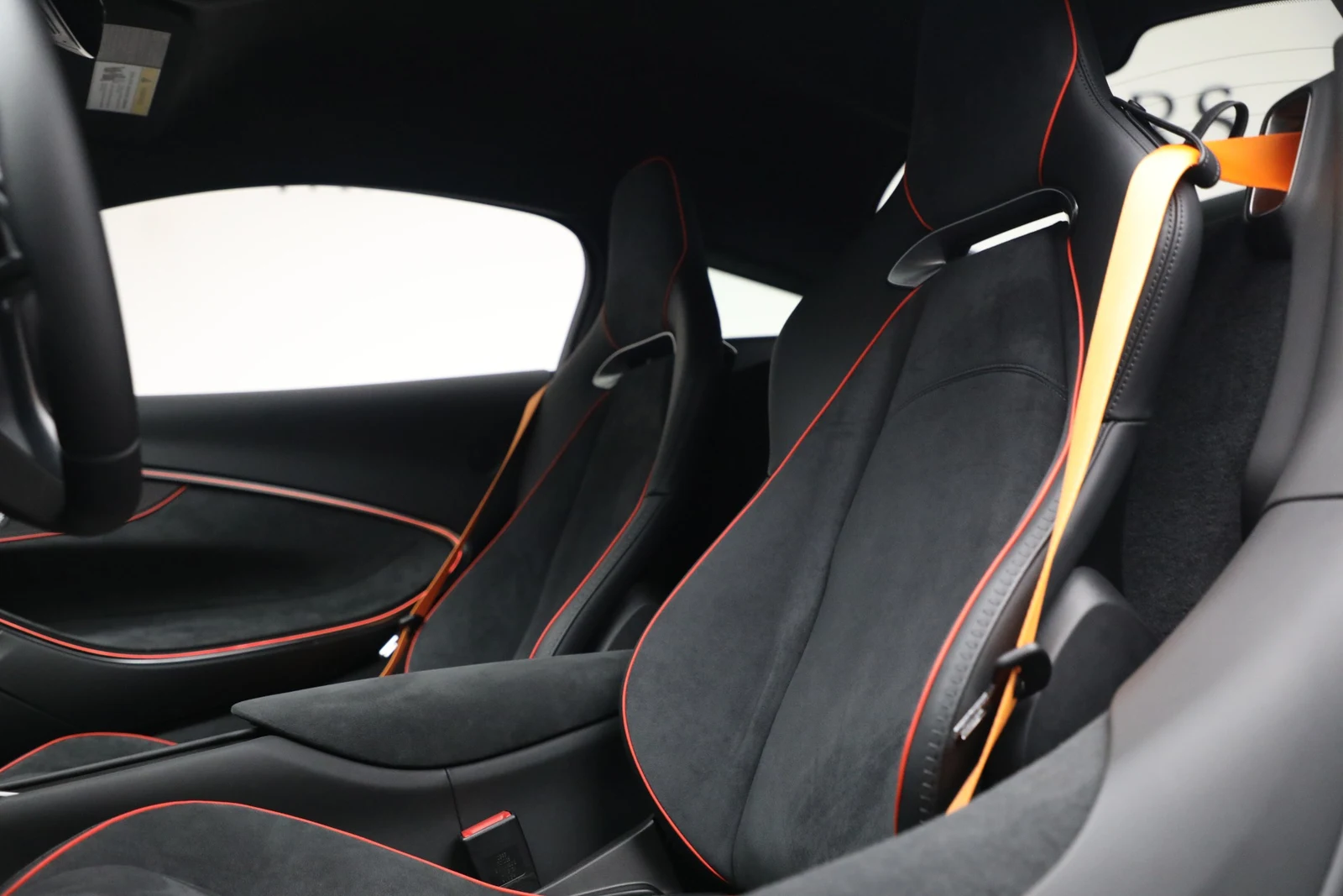 2026 McLaren Artura, 20/20