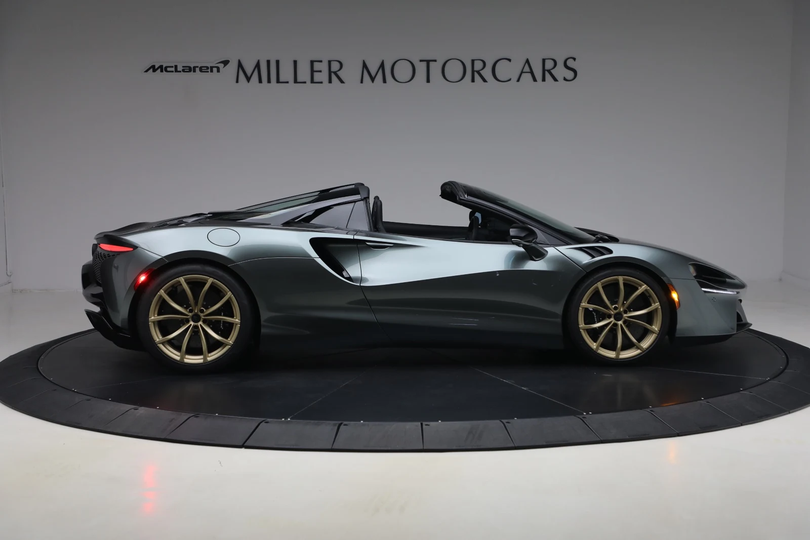 2026 McLaren Artura Spider Performance, 8/20