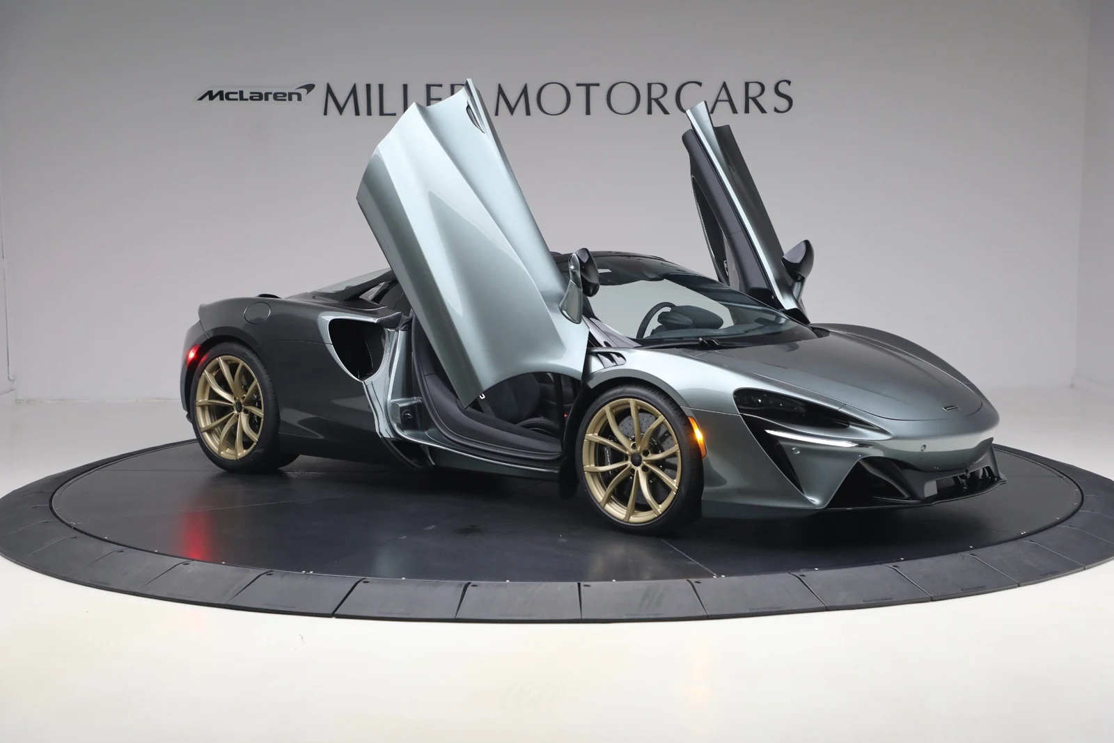 2026 McLaren Artura Spider Performance, 19/20