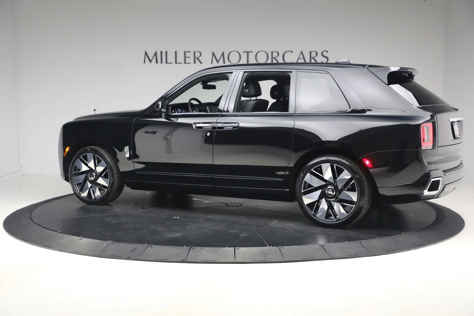 2026 Rolls-Royce Cullinan Series II, 11/20