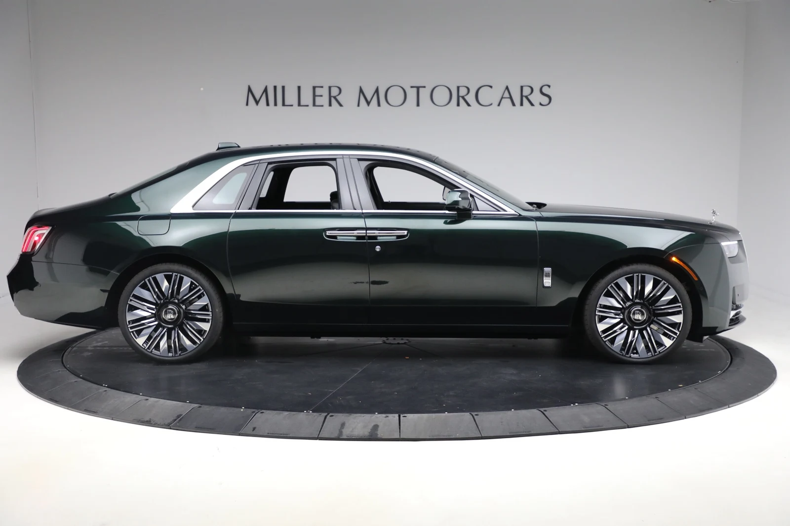 2026 Rolls-Royce Ghost Series II, 3/20