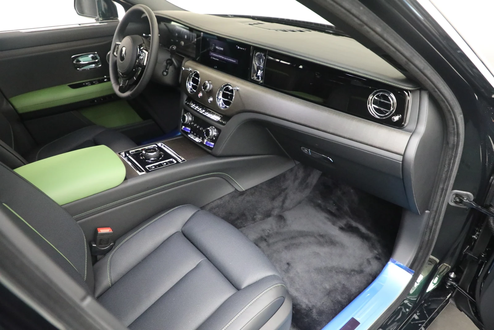 2026 Rolls-Royce Ghost Series II, 20/20