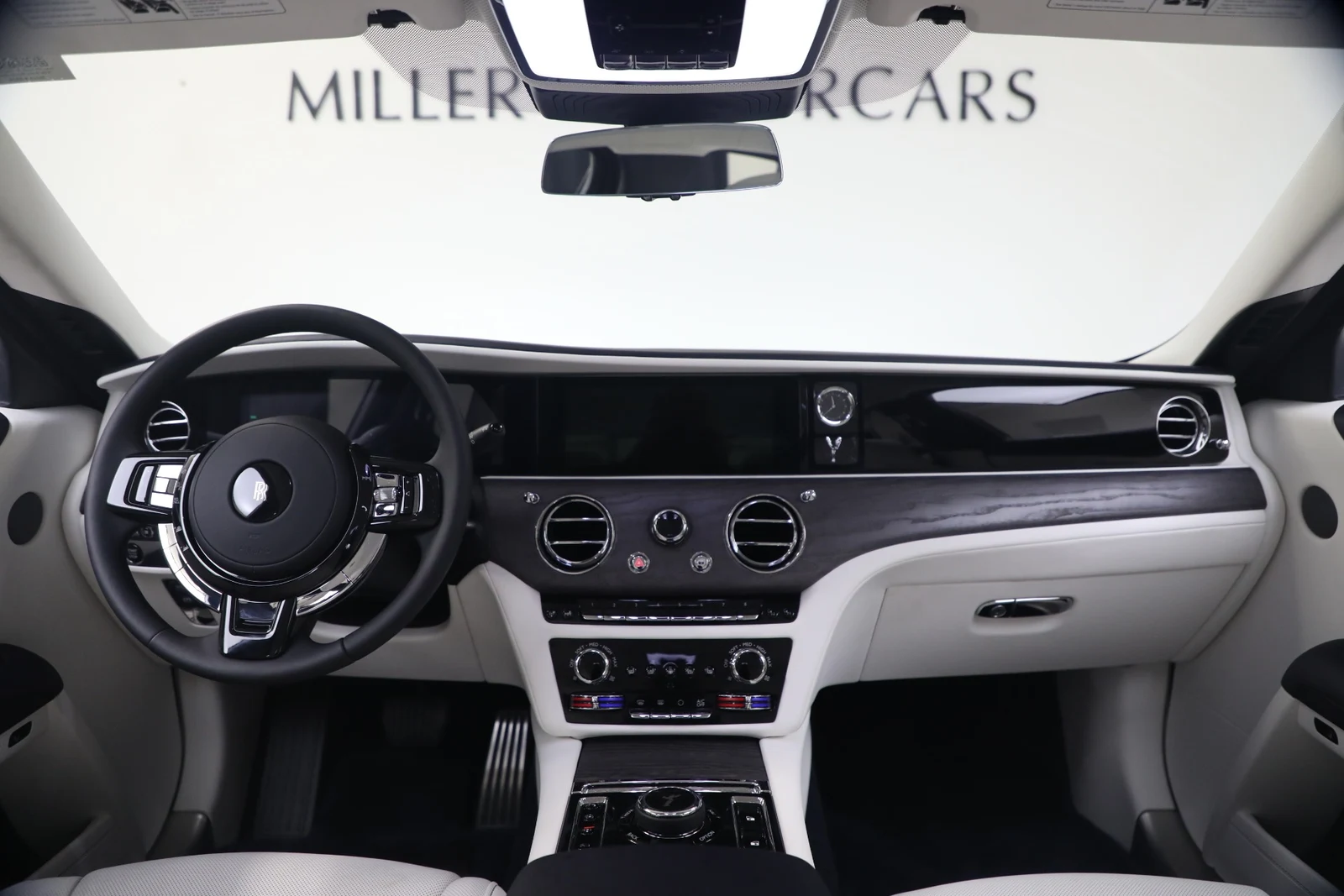 2026 Rolls-Royce Ghost Series II, 4/20