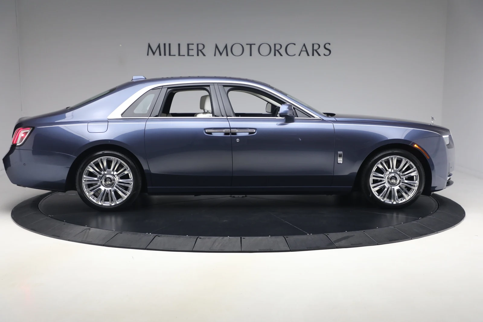 2026 Rolls-Royce Ghost Series II, 10/20