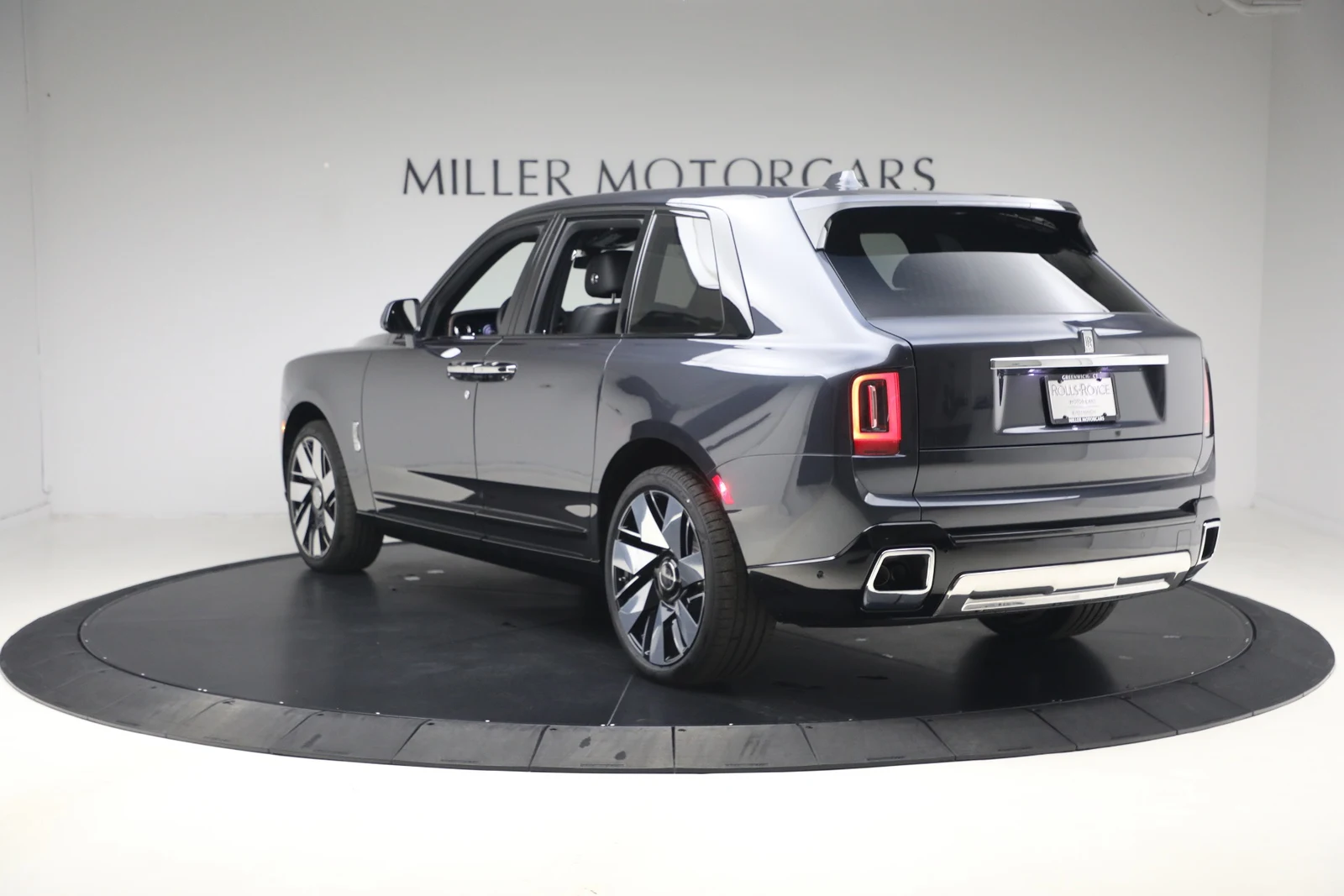 2026 Rolls-Royce Cullinan Series II, 8/20