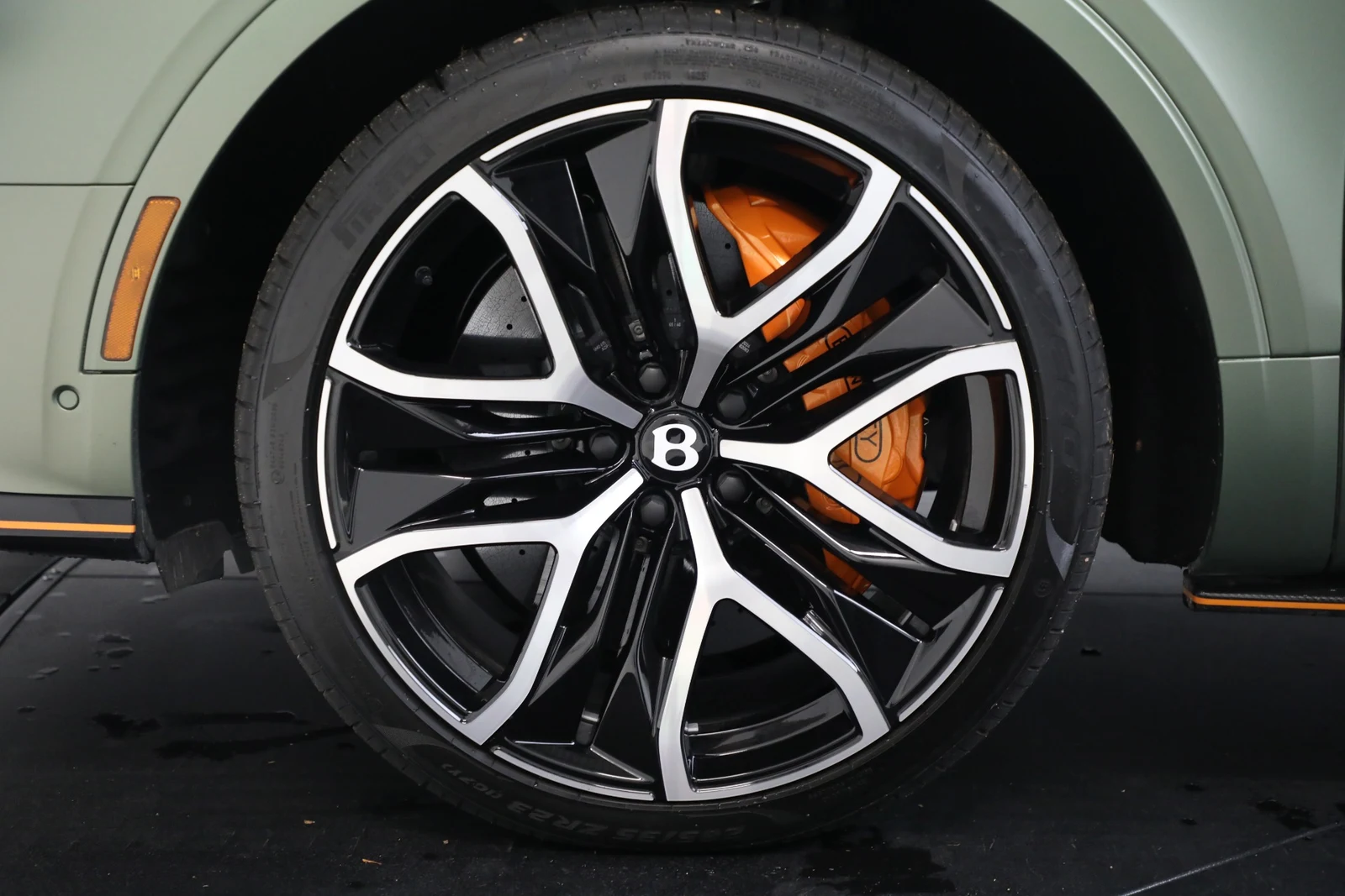 2027 Bentley Bentayga Speed, 12/20