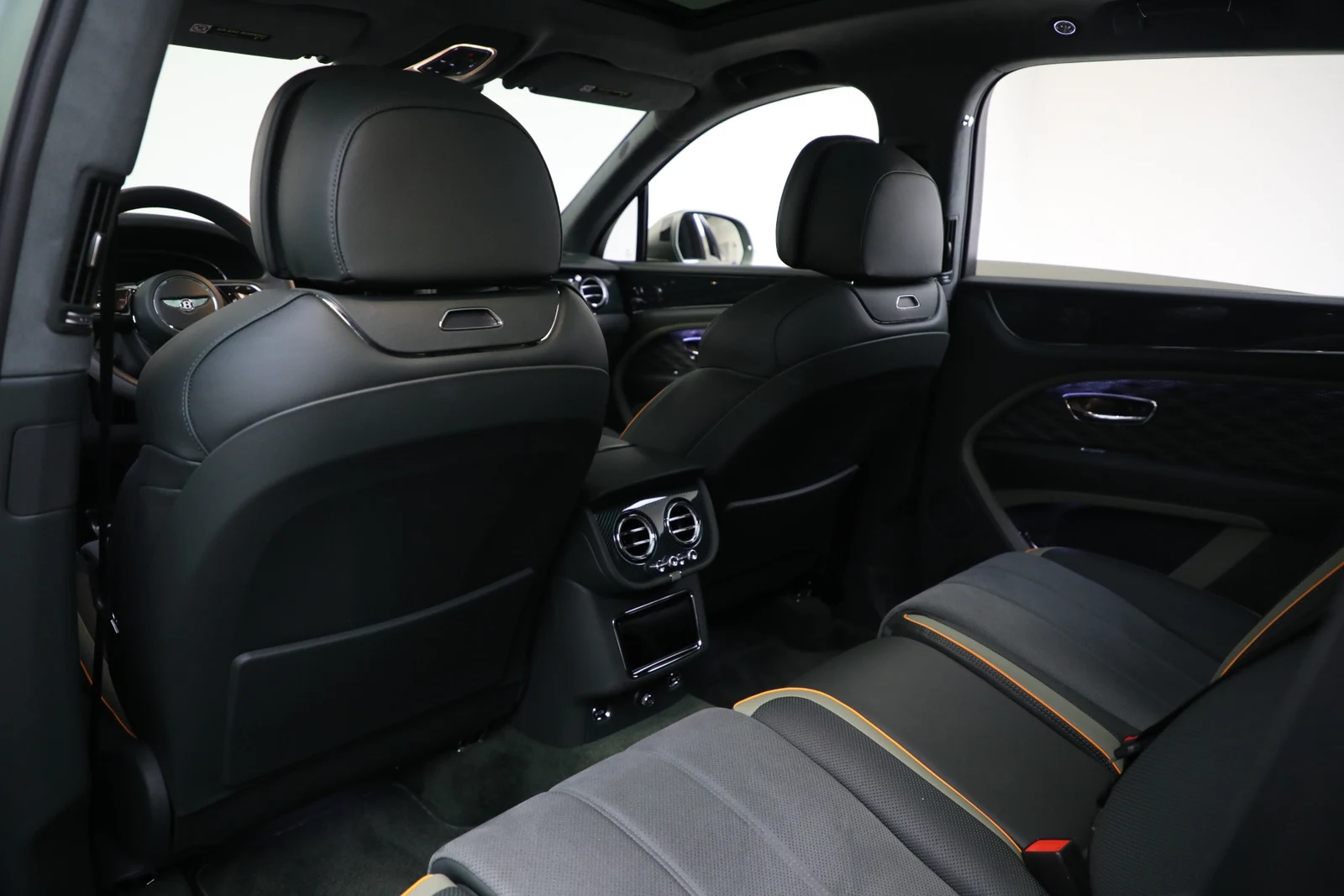 2027 Bentley Bentayga Speed, 18/20