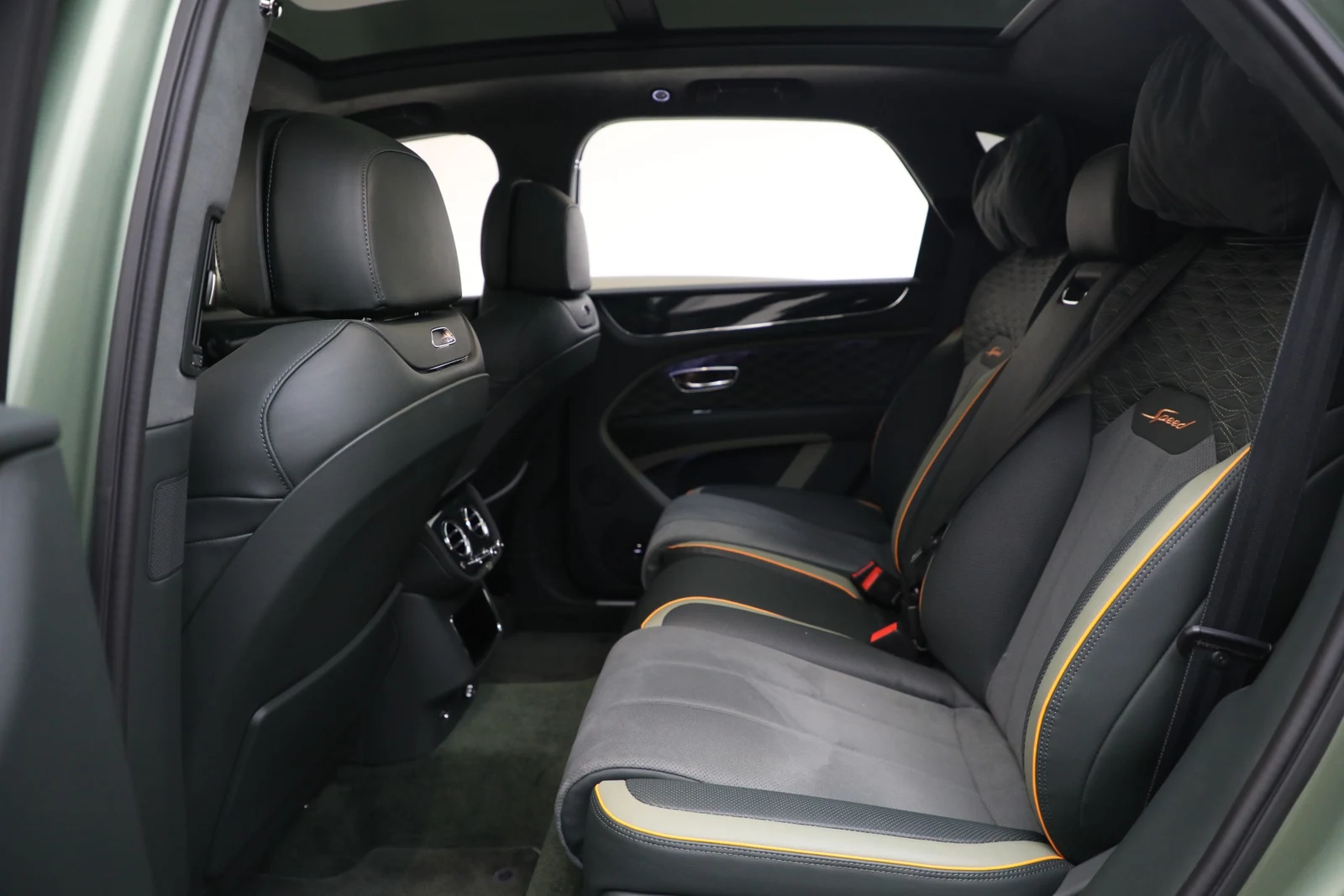2027 Bentley Bentayga Speed, 19/20