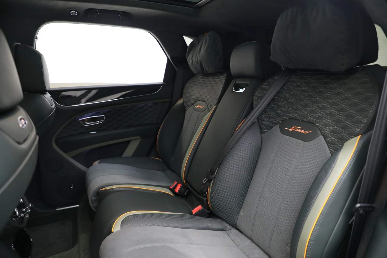 2027 Bentley Bentayga Speed, 20/20