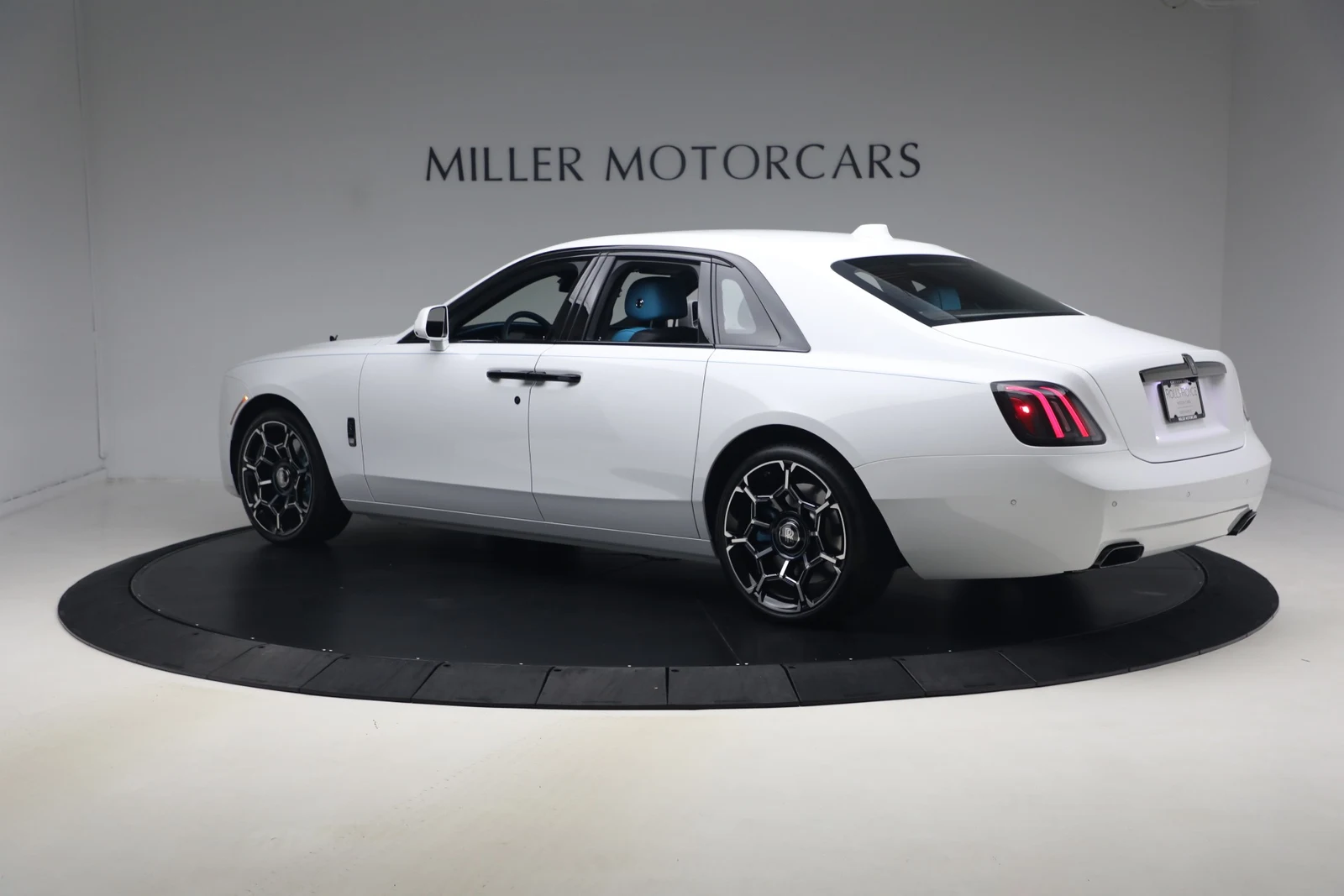 2027 Rolls-Royce Ghost Series II Black Badge, 5/20