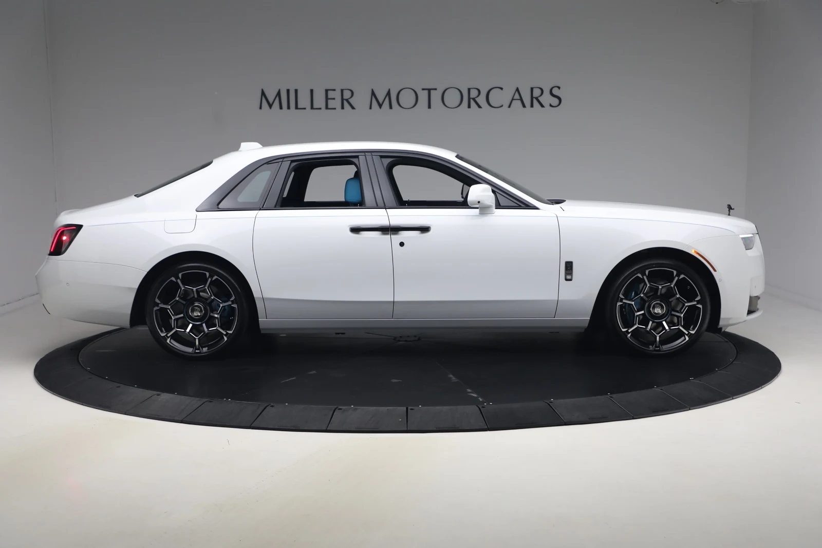 2027 Rolls-Royce Ghost Series II Black Badge, 8/20