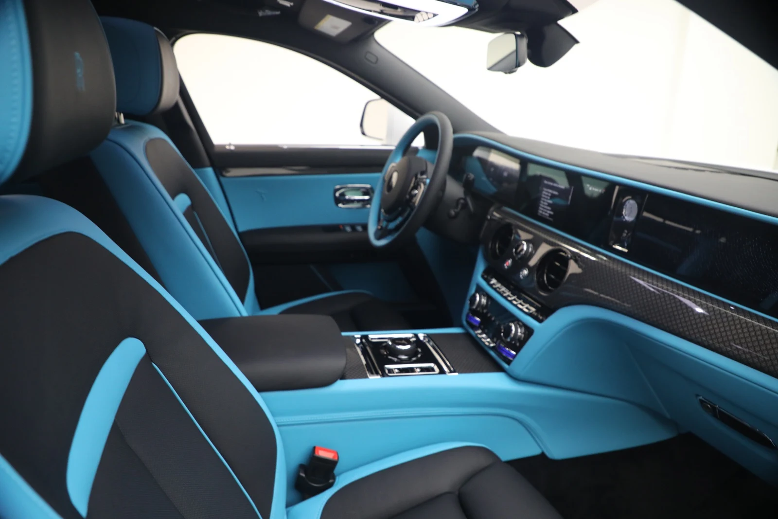 2027 Rolls-Royce Ghost Series II Black Badge, 20/20