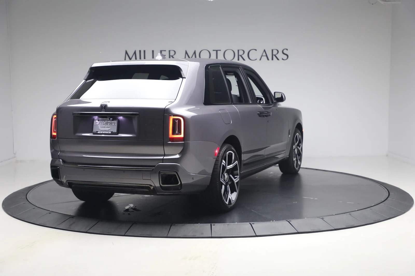 2027 Rolls-Royce Cullinan Series II Black Badge, 9/20