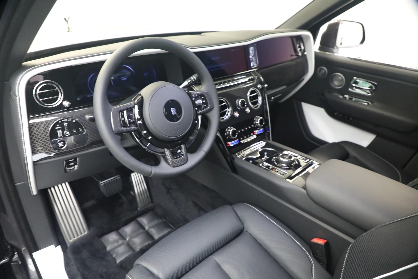 2027 Rolls-Royce Cullinan Series II Black Badge, 16/20