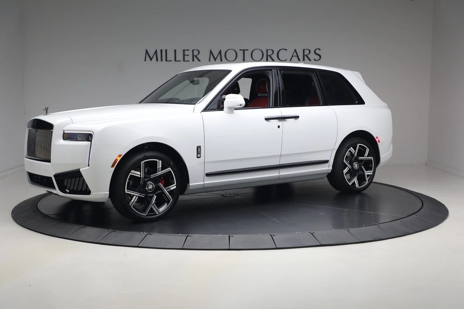 2027 Rolls-Royce Cullinan Series II Black Badge, 5/20