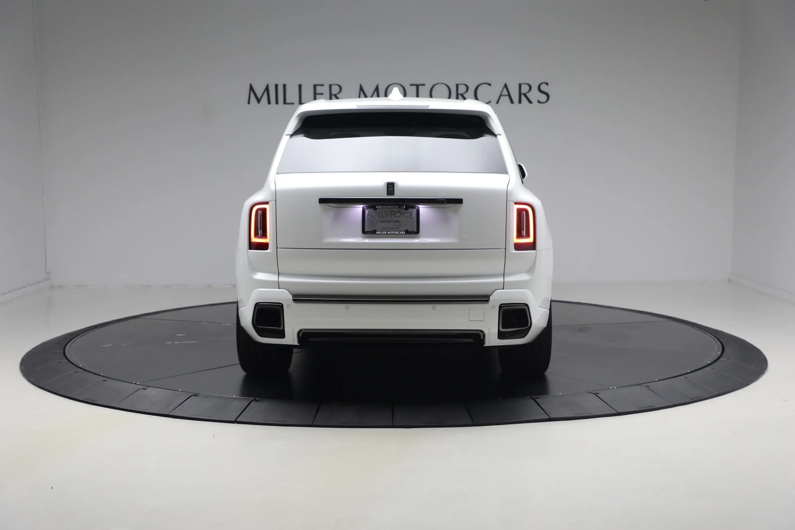 2027 Rolls-Royce Cullinan Series II Black Badge, 8/20