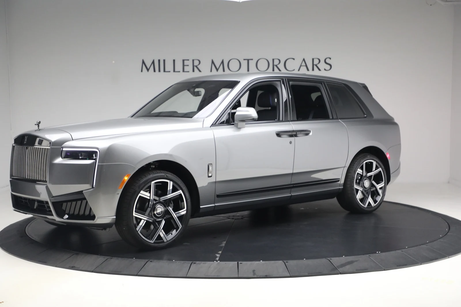 2027 Rolls-Royce Cullinan Series II Black Badge, 5/20