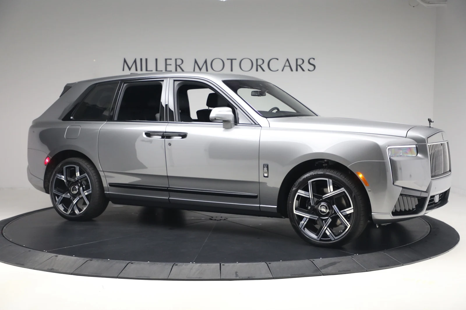 2027 Rolls-Royce Cullinan Series II Black Badge, 12/20