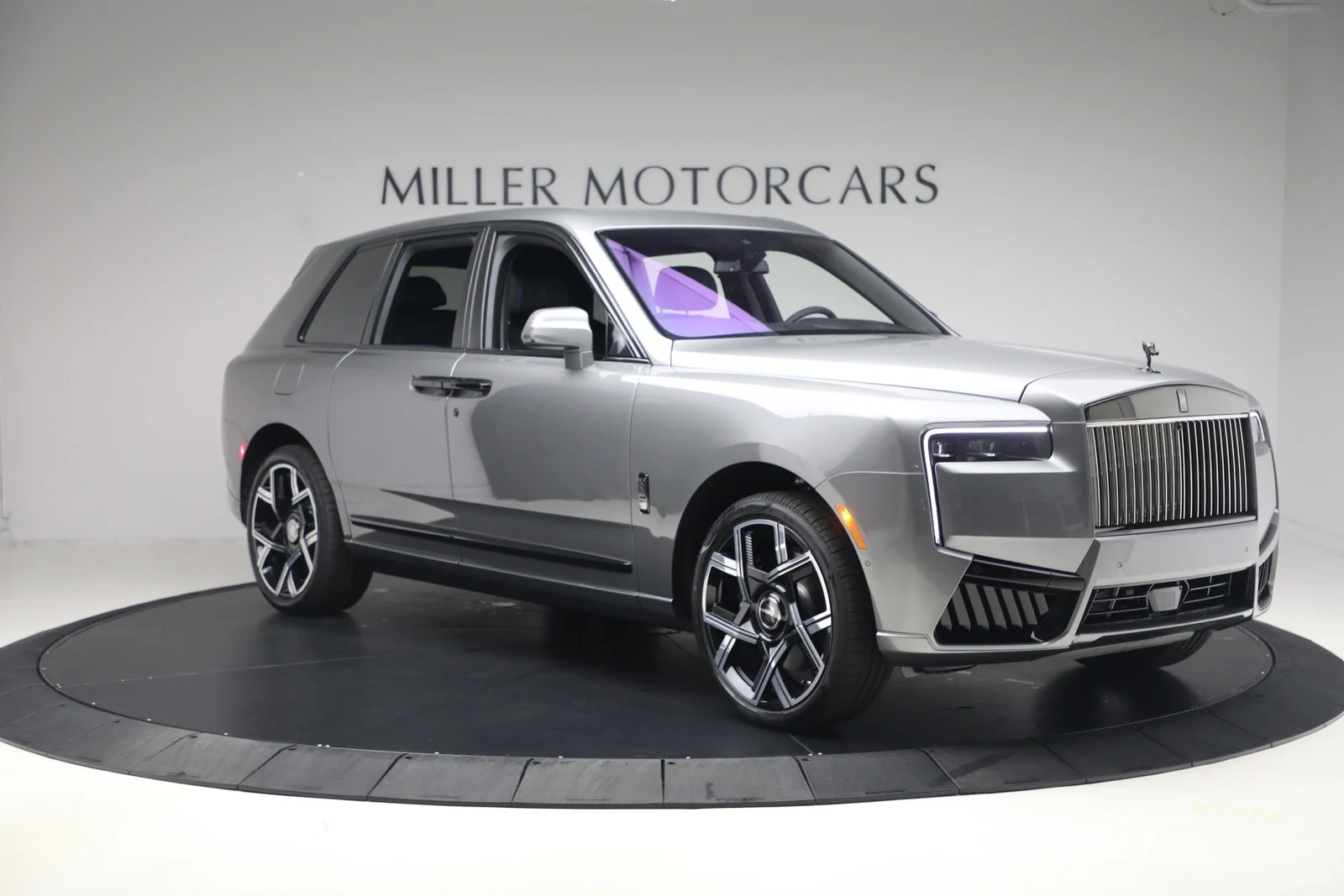 2027 Rolls-Royce Cullinan Series II Black Badge, 13/20