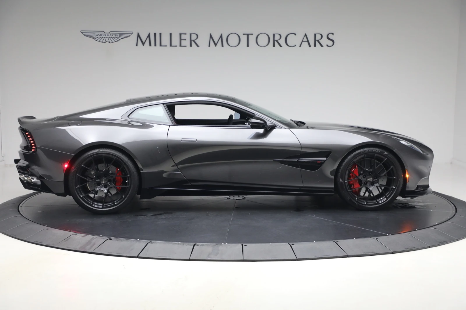 2026 Aston Martin Vanquish V12 (3rd Generation), 9/20
