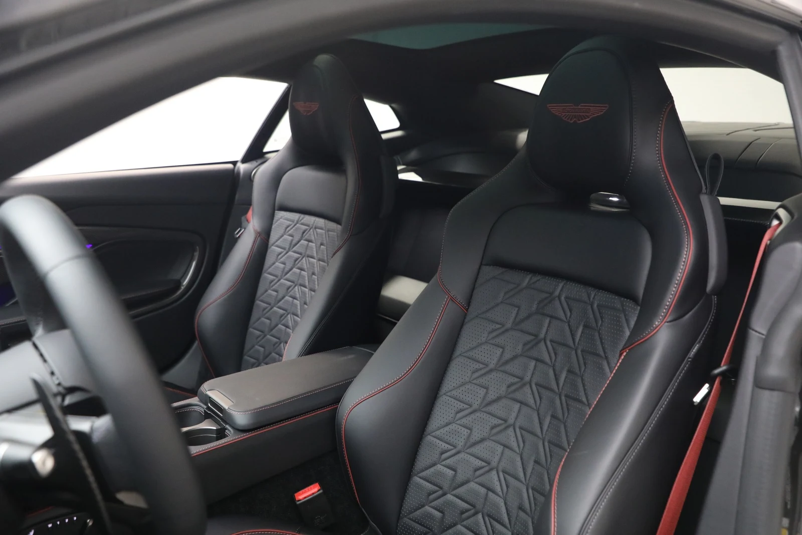2026 Aston Martin Vanquish V12 (3rd Generation), 14/20
