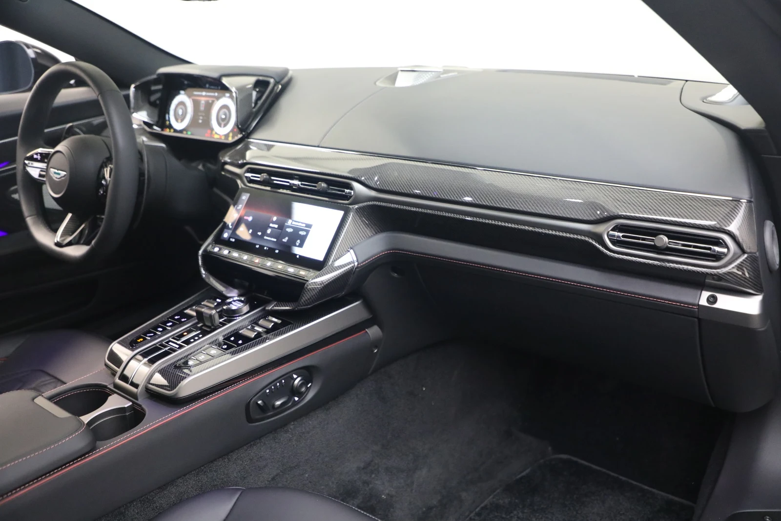 2026 Aston Martin Vanquish V12 (3rd Generation), 17/20