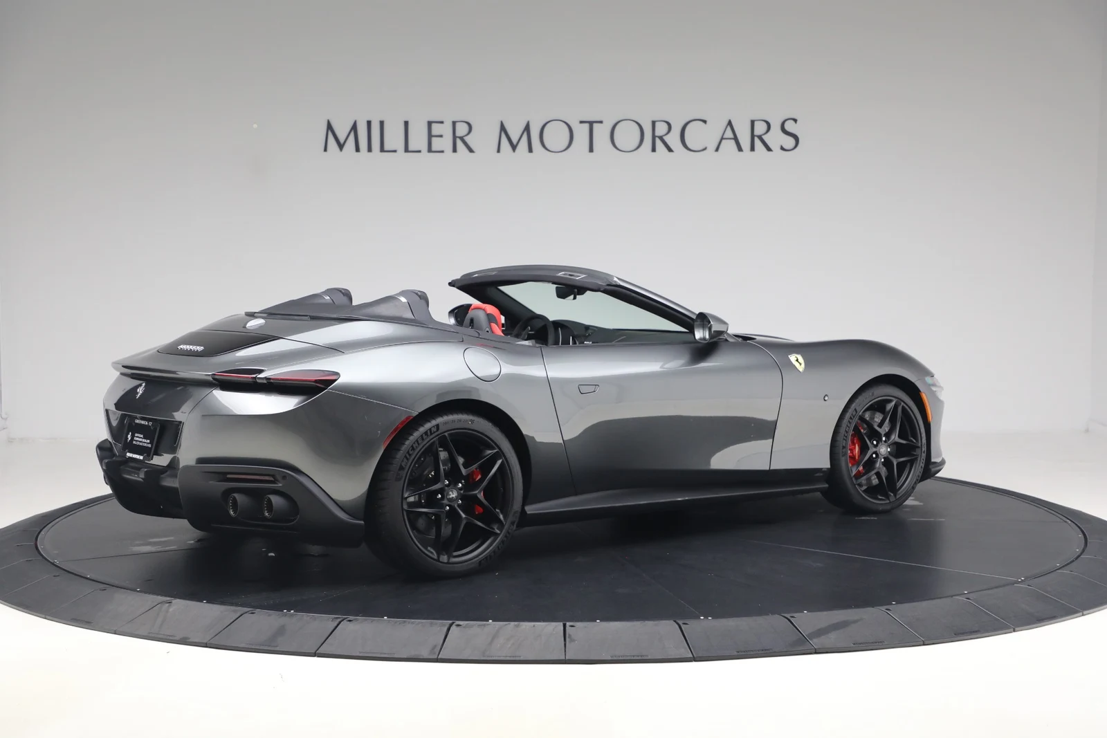 2026 Ferrari Roma Spider, 8/20