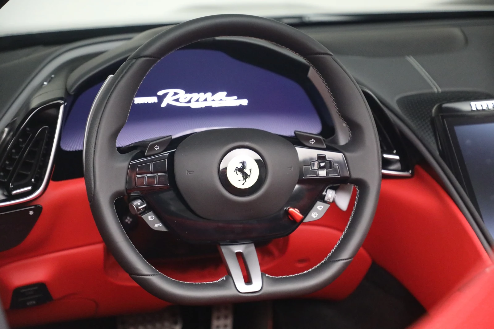 2026 Ferrari Roma Spider, 19/20