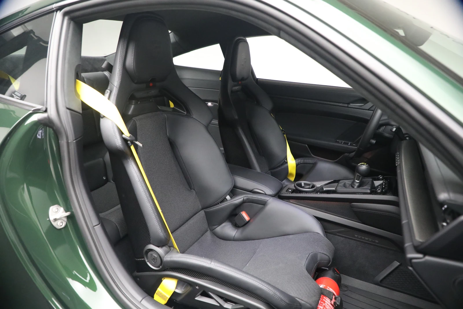 2026 Porsche 911 GT3 Touring (992.2), 19/20