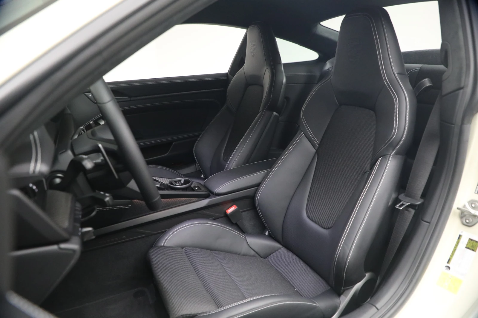 2026 Porsche 911 GT3 Touring (992.2), 14/20