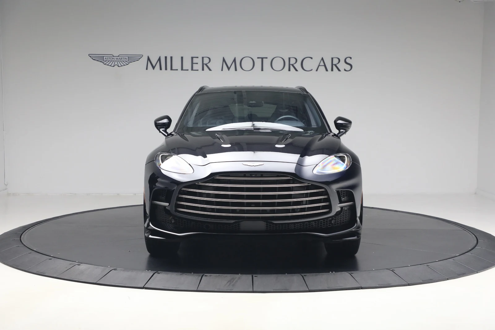 2025 Aston Martin DBX707 (2024 Update), 12/20