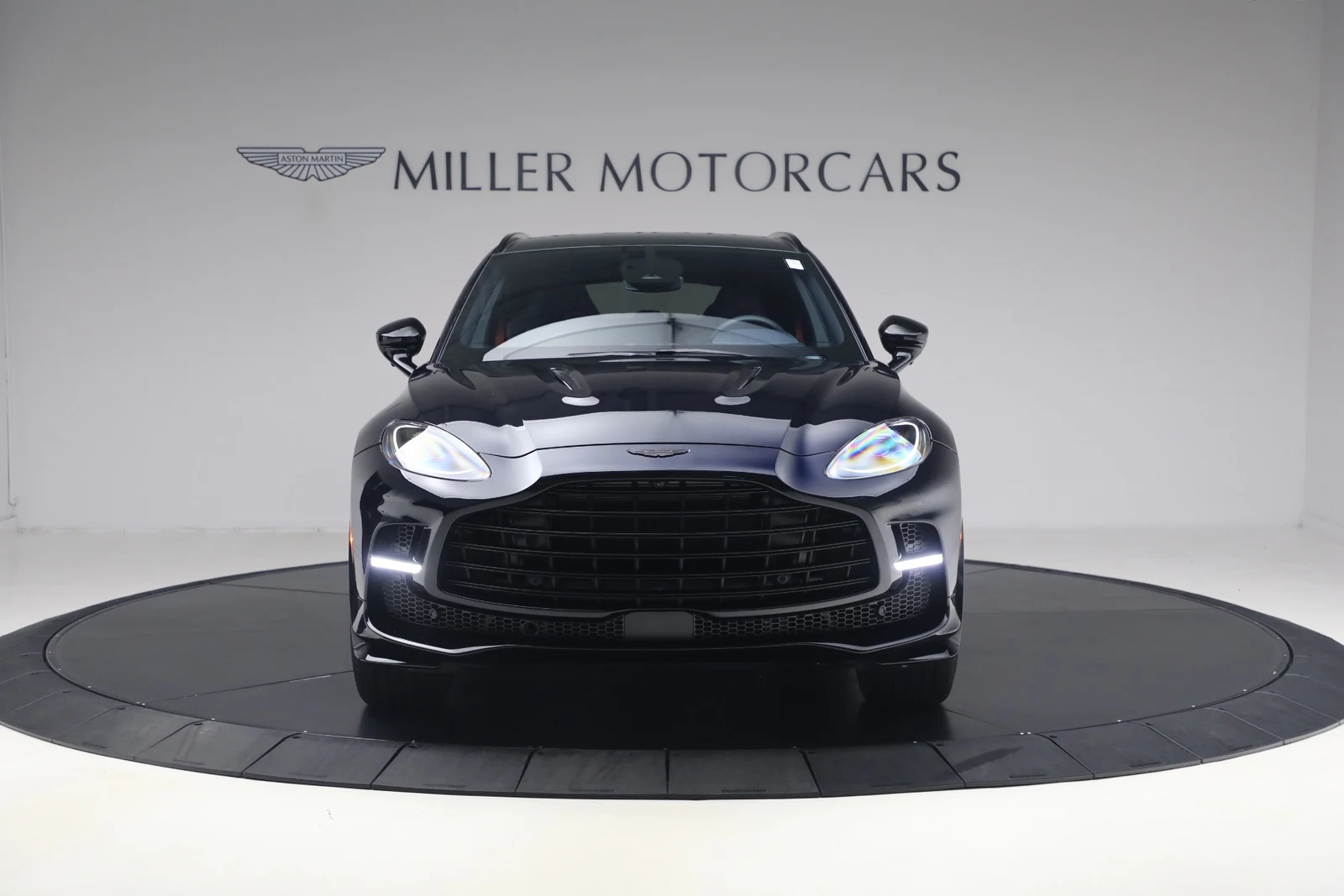 2025 Aston Martin DBX707 (2024 Update), 14/20