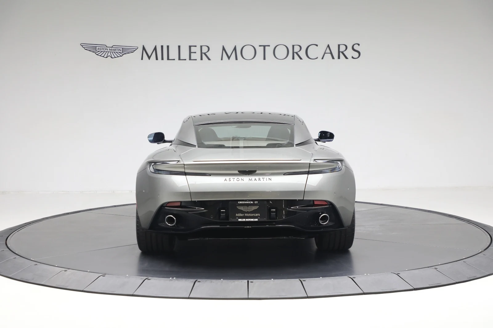 2025 Aston Martin DB12 Coupé, 5/20