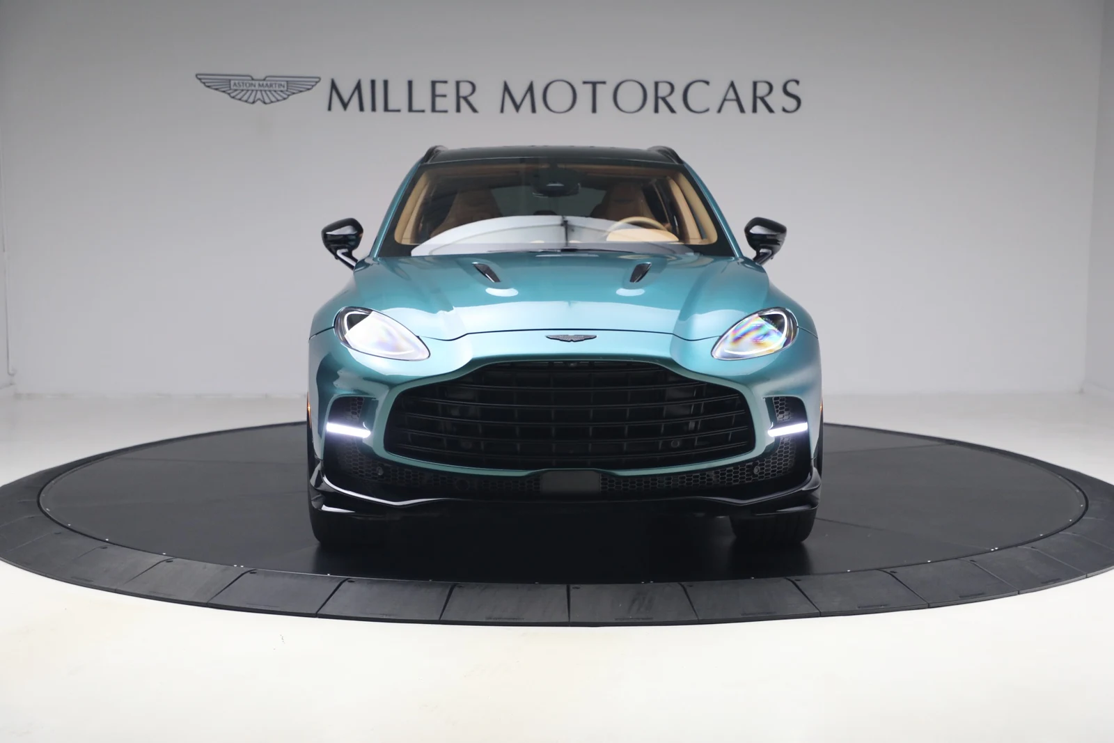 2025 Aston Martin DBX707 (2024 Update), 12/20