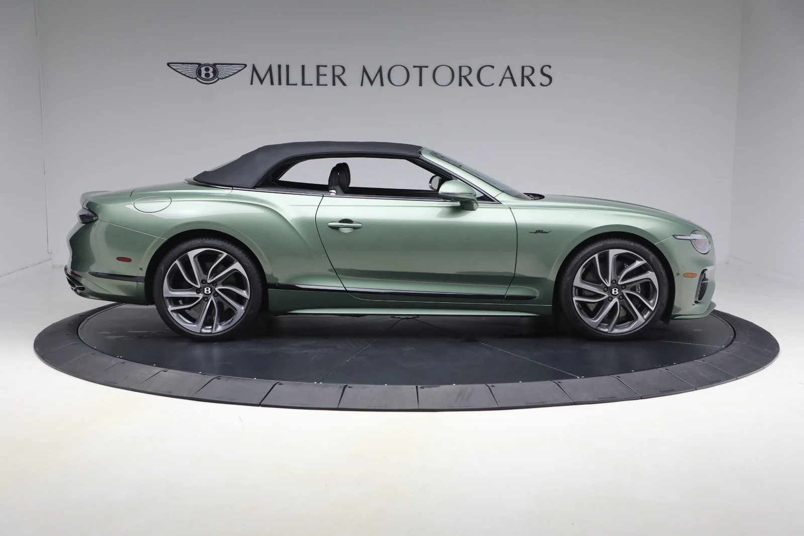 2025 Bentley Continental GTC Speed (4th Generation), 18/20